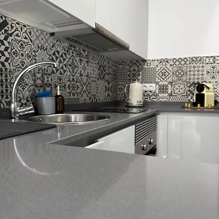 Apolo Studio: En Playa De Canteras Apartment Las Palmas de Gran Canaria